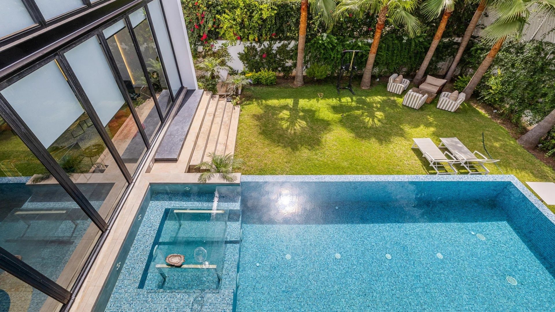 Buy Villa 6&nbsp;rooms 880&nbsp;m² Rabat