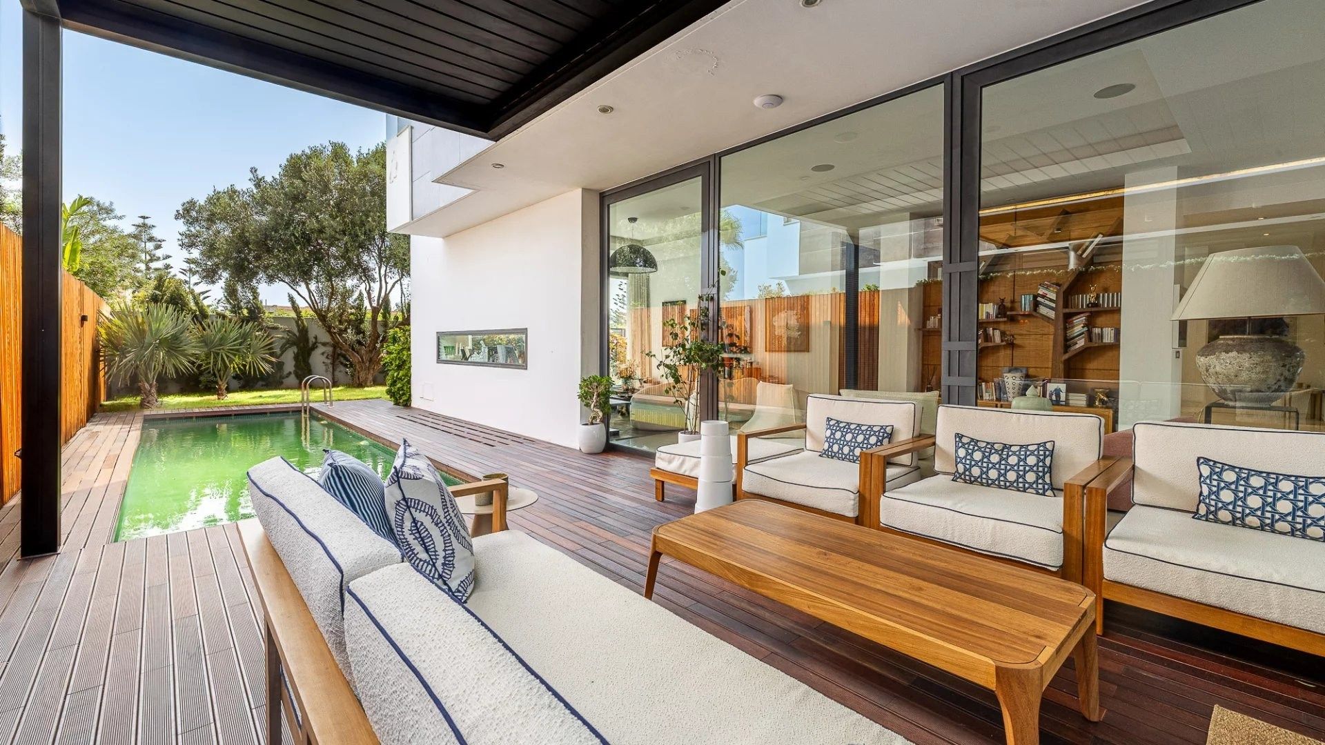 Buy Villa 8 rooms 374 m² Casablanca