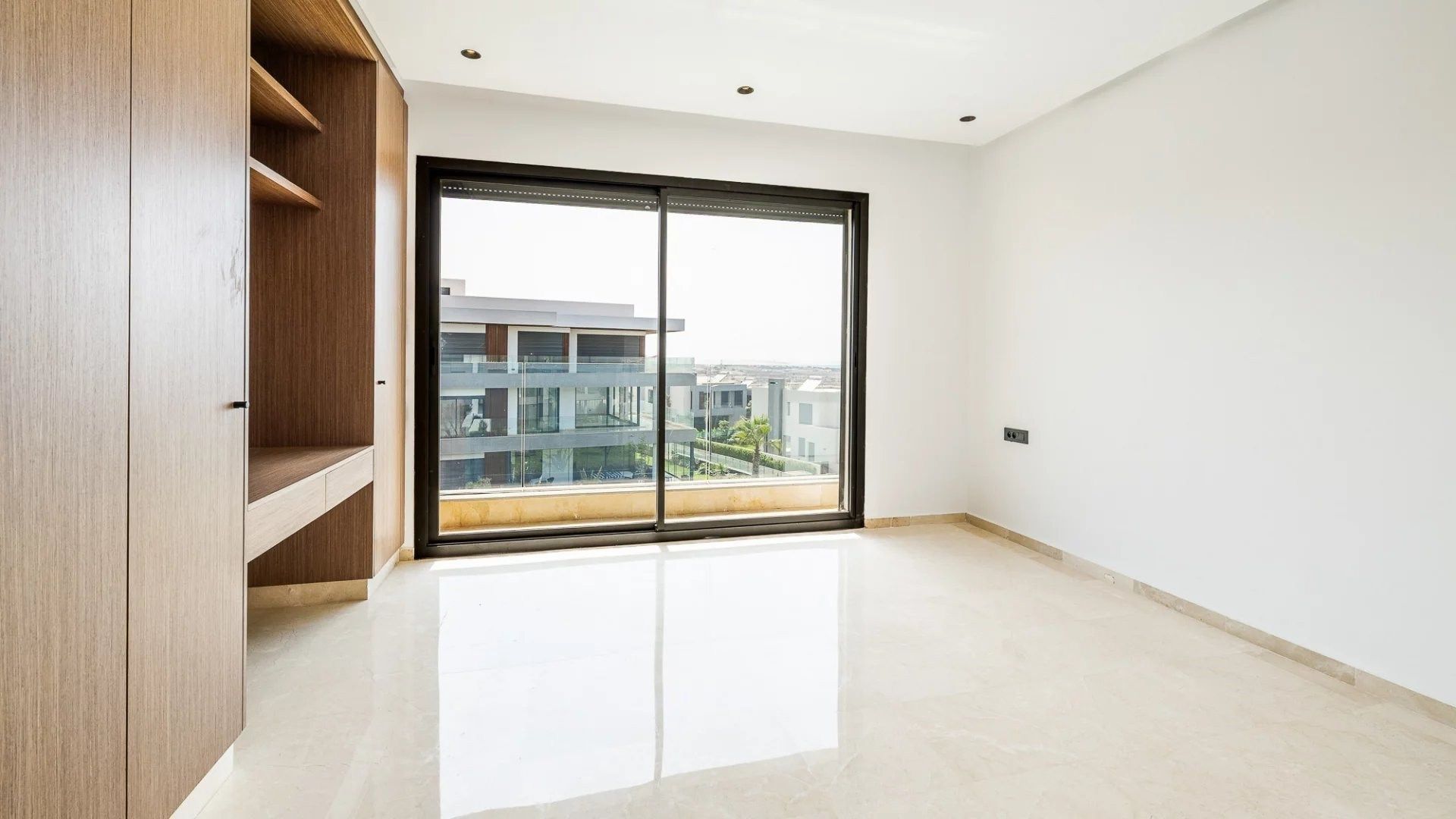 Louer Appartement 5 pièces 214 m² Casablanca