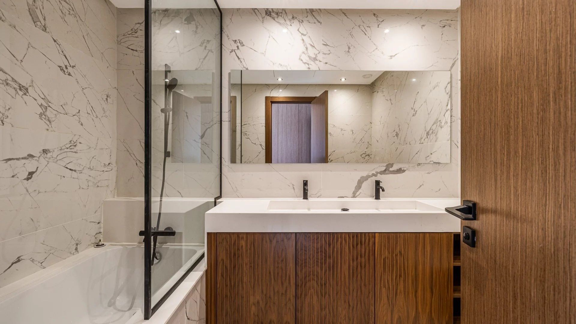 Louer Appartement 5 pièces 214 m² Casablanca