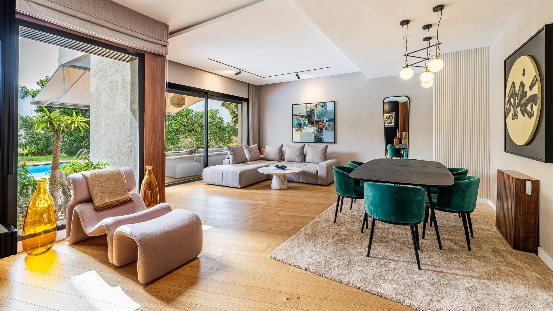 Rent Villa 7&nbsp;rooms 330&nbsp;m² Casablanca