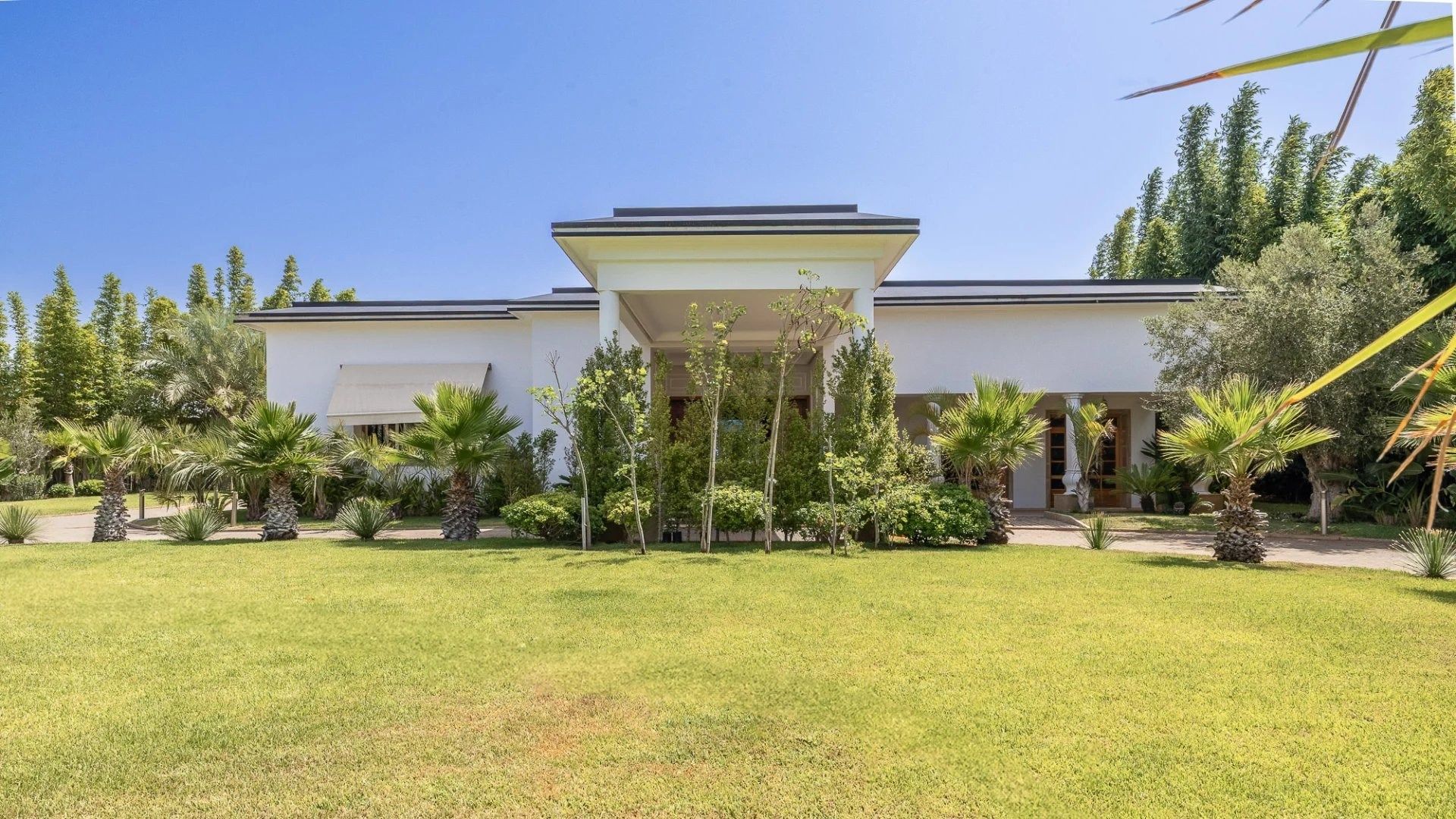 Buy Palace 11 rooms 2200 m² Rabat