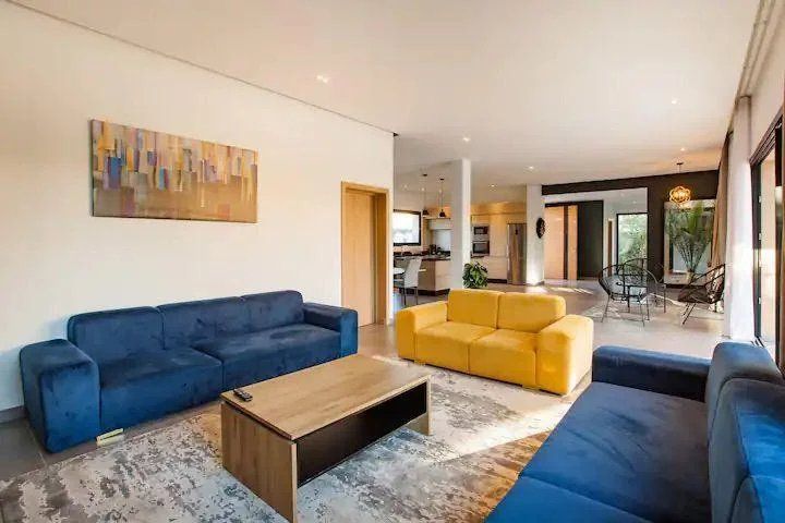 Louer Villa 7 pièces 320 m² Marrakech