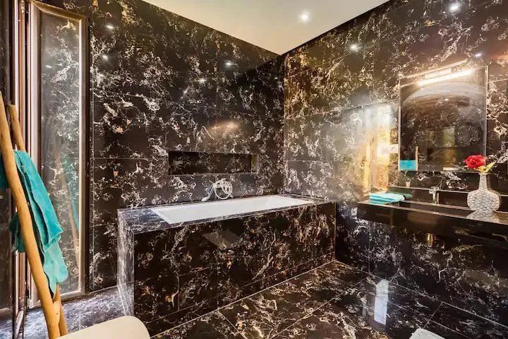 Louer Villa 7 pièces 320 m² Marrakech