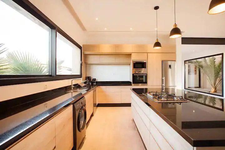 Louer Villa 7 pièces 320 m² Marrakech