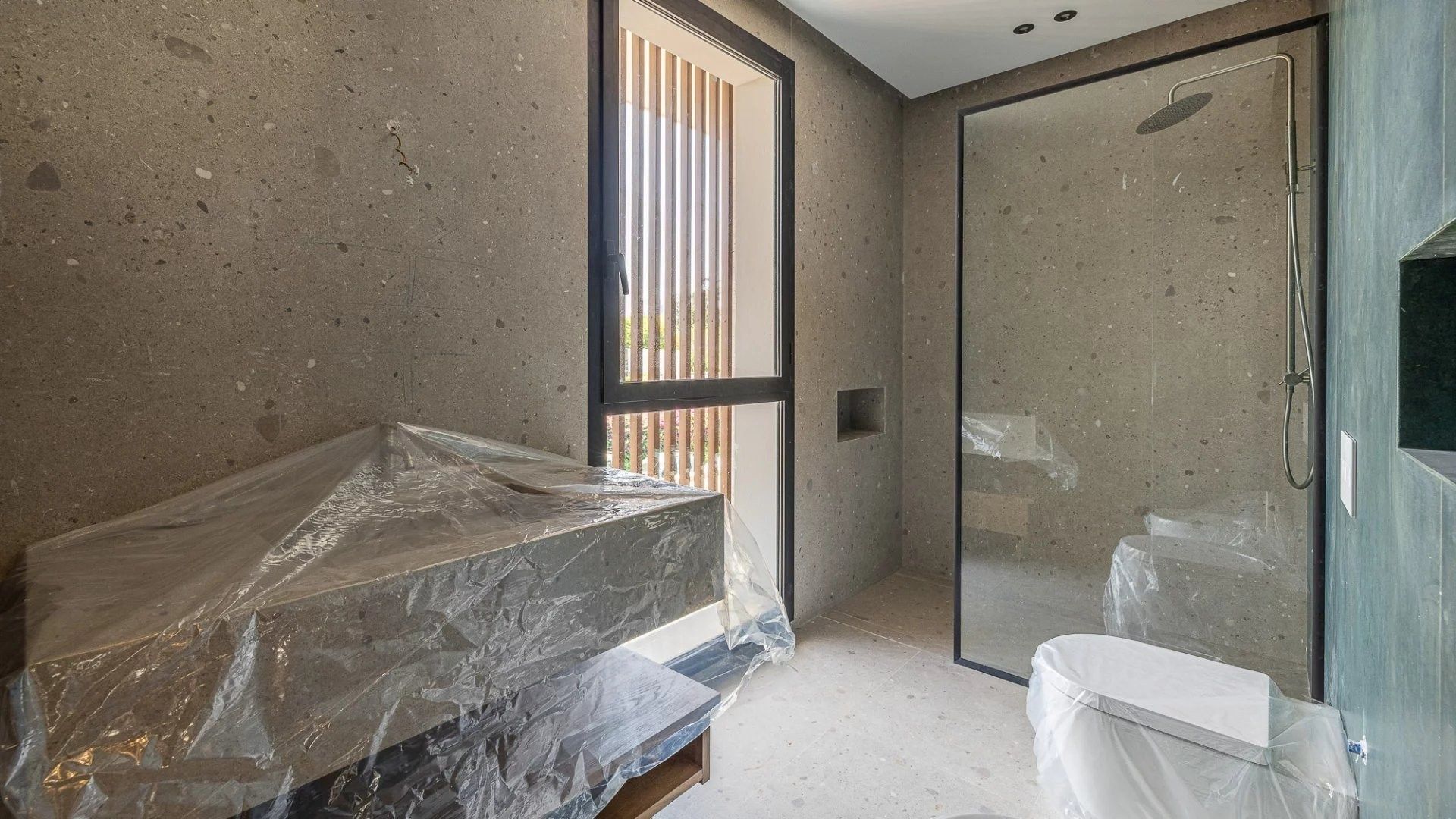 Louer Villa 7 pièces 1060 m² Rabat