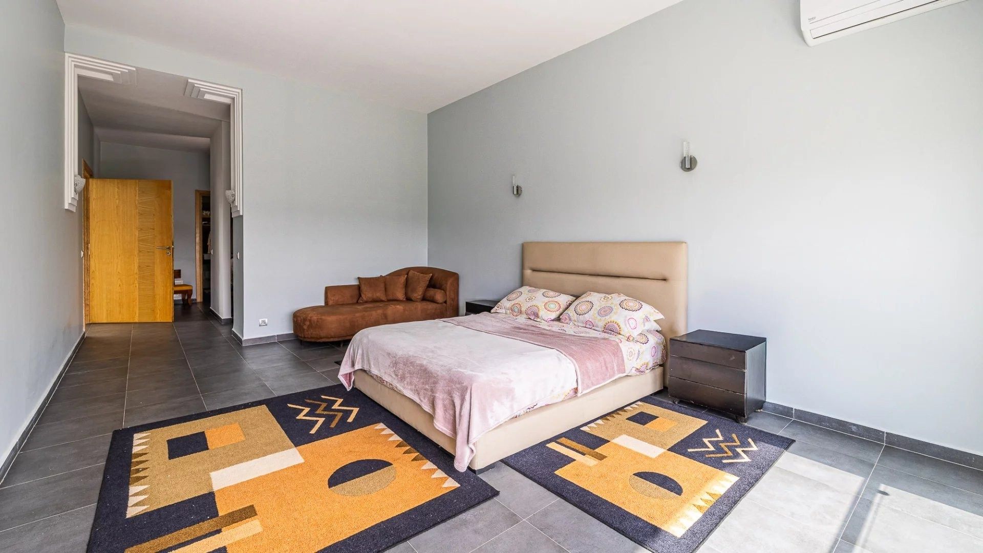 Rent Villa 8 rooms 400 m² Casablanca