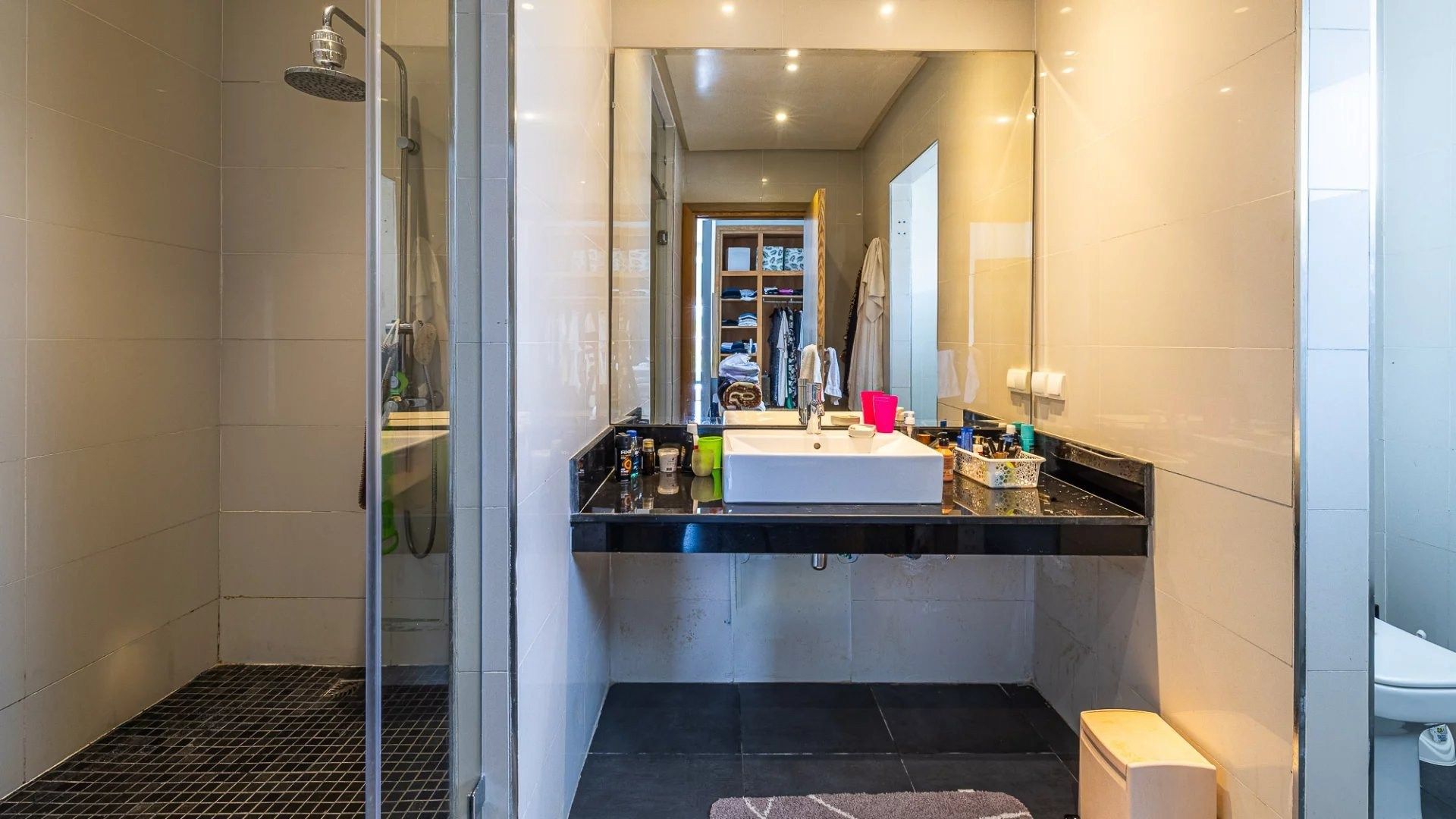 Rent Villa 8 rooms 400 m² Casablanca