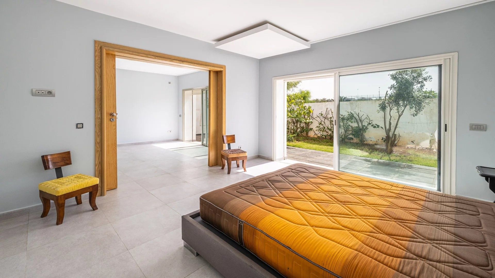 Rent Villa 8 rooms 400 m² Casablanca