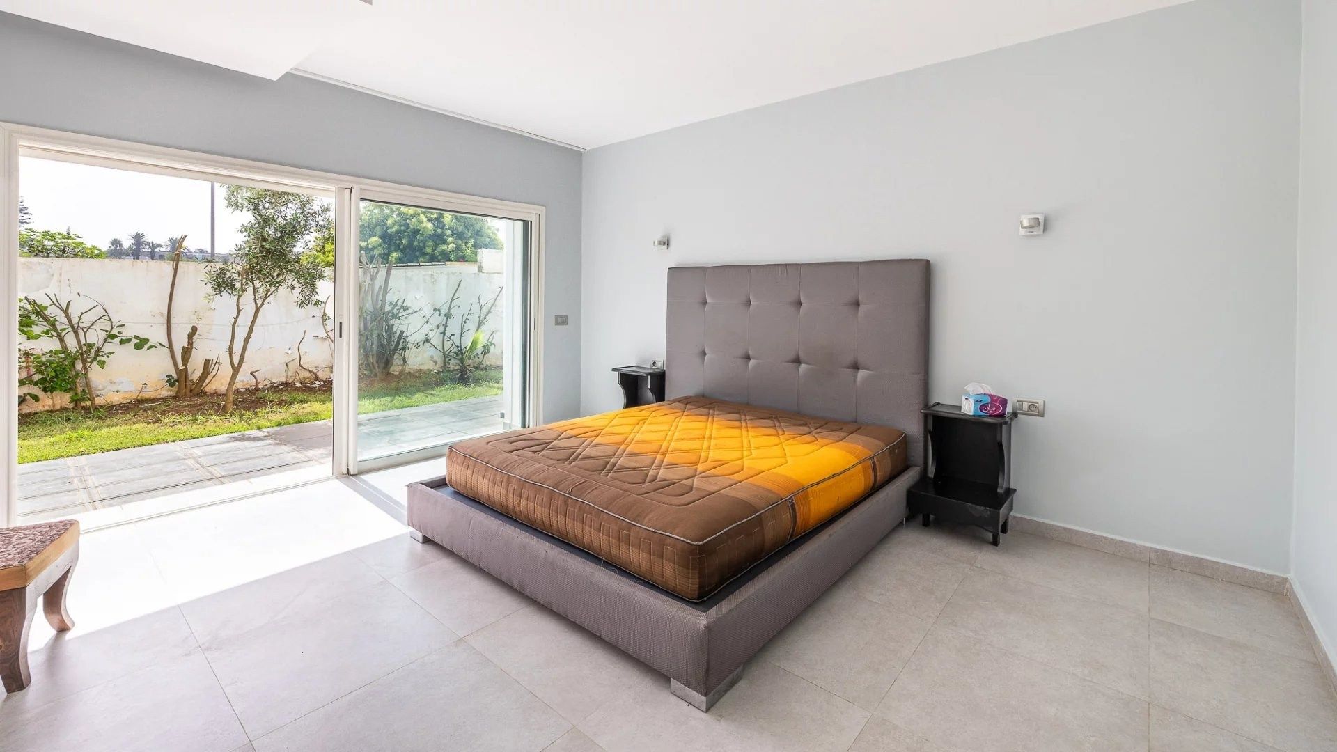 Rent Villa 8 rooms 400 m² Casablanca