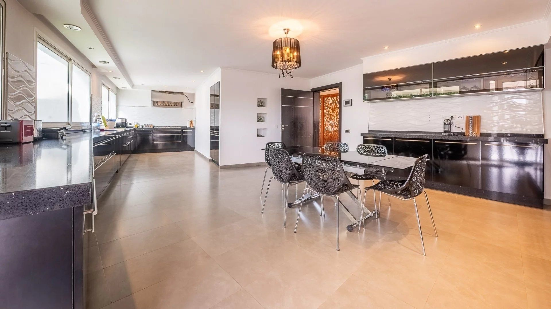 Buy Villa 10 rooms 1000 m² Rabat