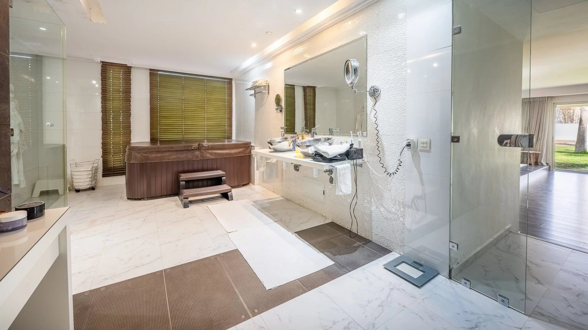 Acheter Villa 10&nbsp;pièces 1000&nbsp;m² Rabat