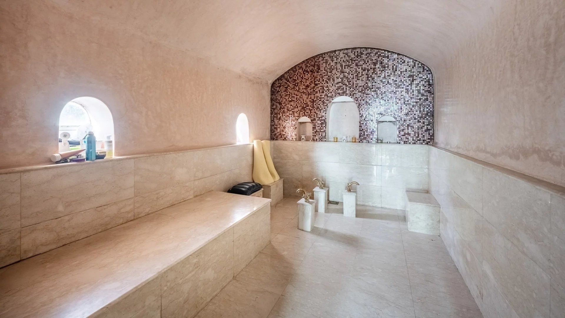 Buy Villa 10 rooms 1000 m² Rabat