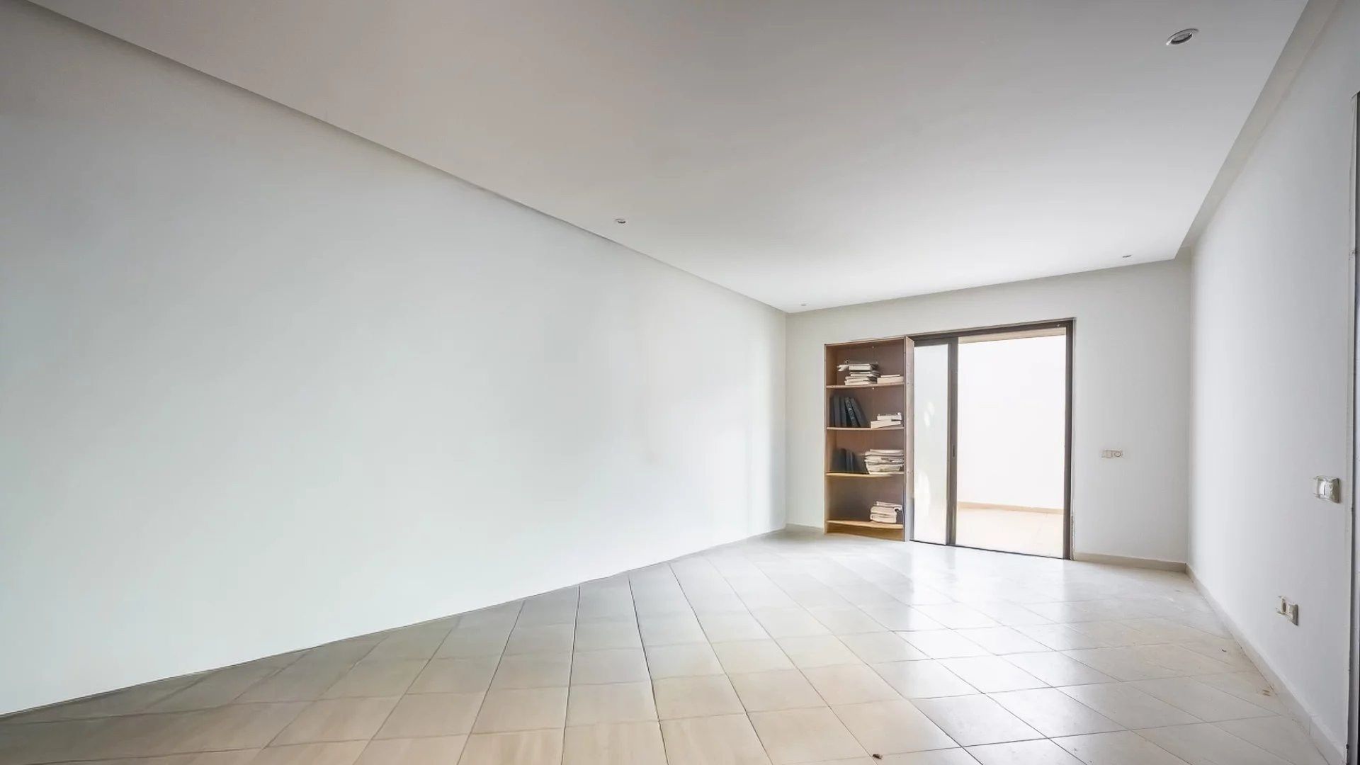 Louer Villa 12 pièces 750 m² Rabat