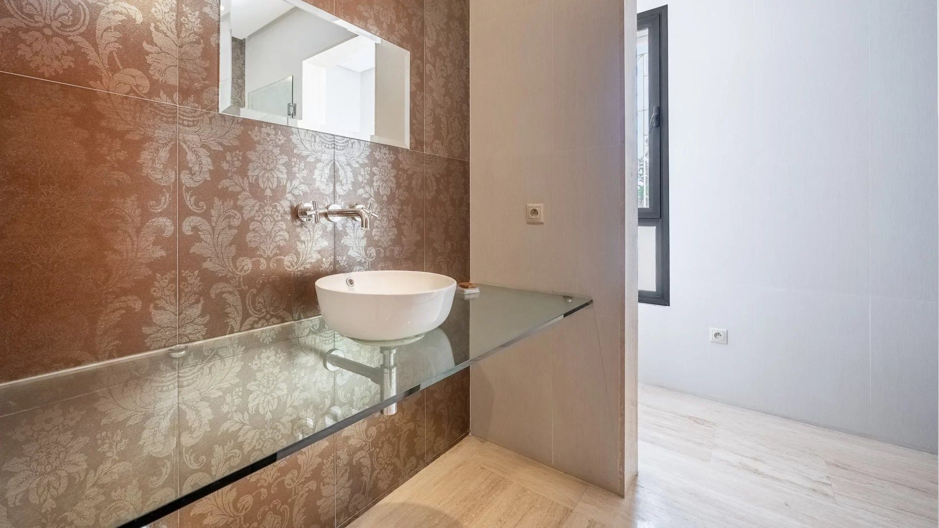 Louer Villa 12 pièces 750 m² Rabat