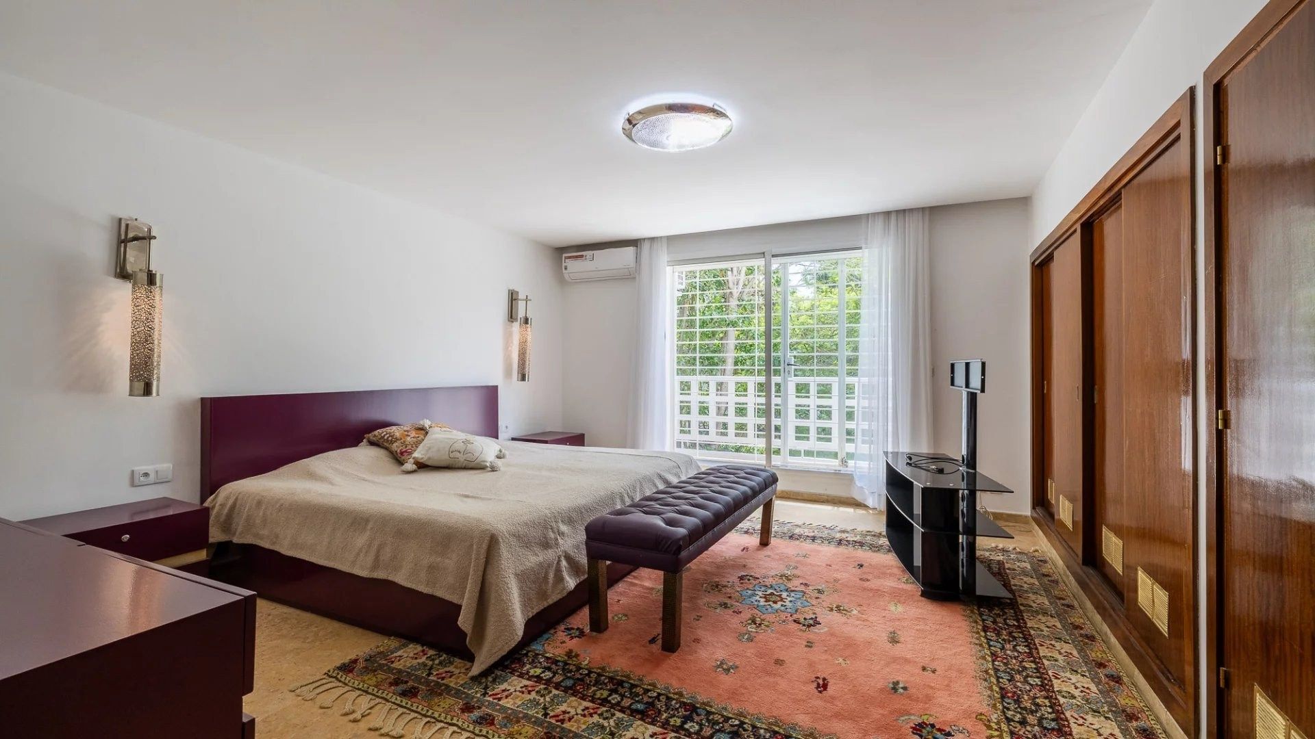 Rent Villa 7 rooms 400 m² Rabat