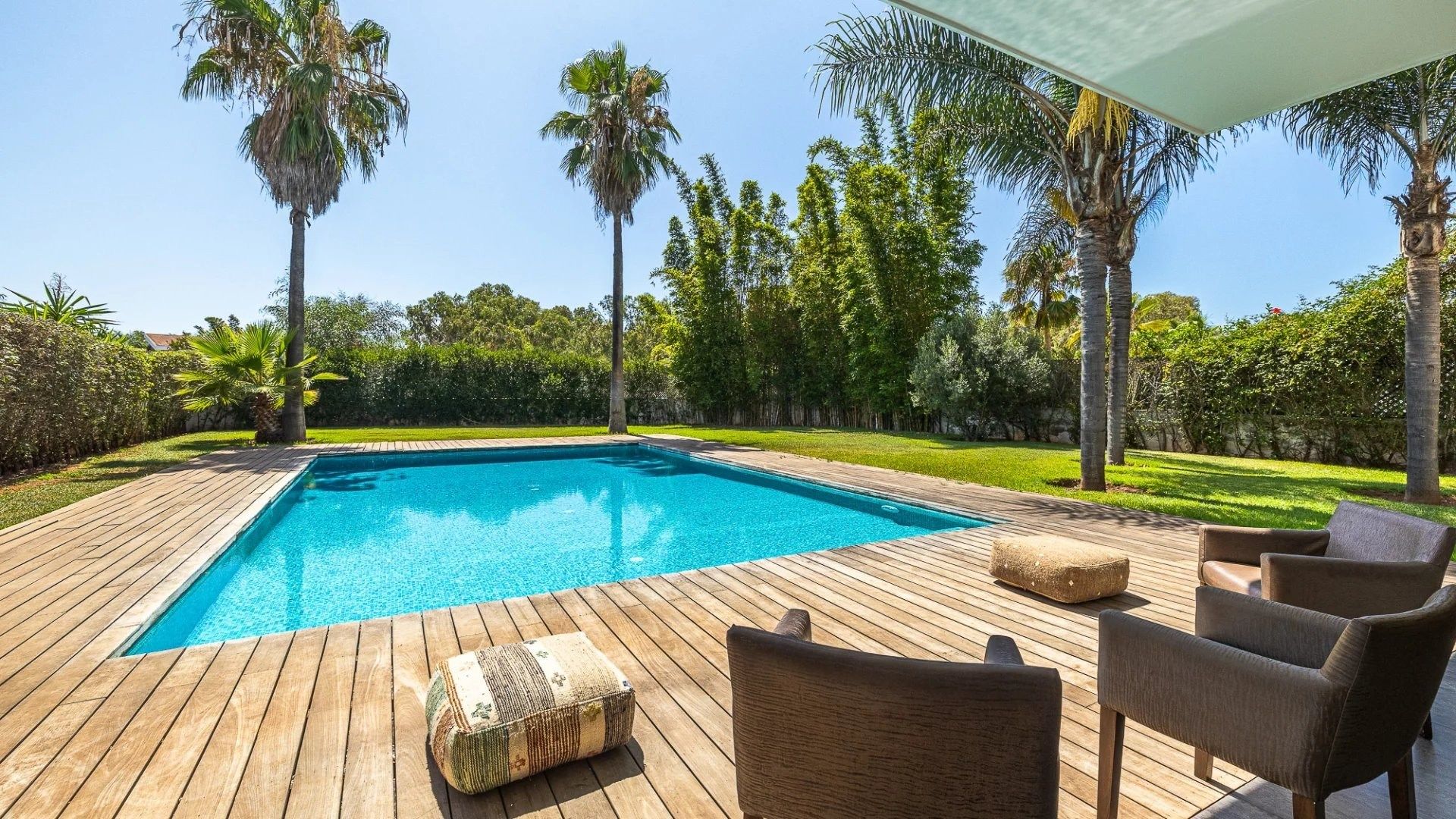 Louer Villa 8 pièces 800 m² Rabat