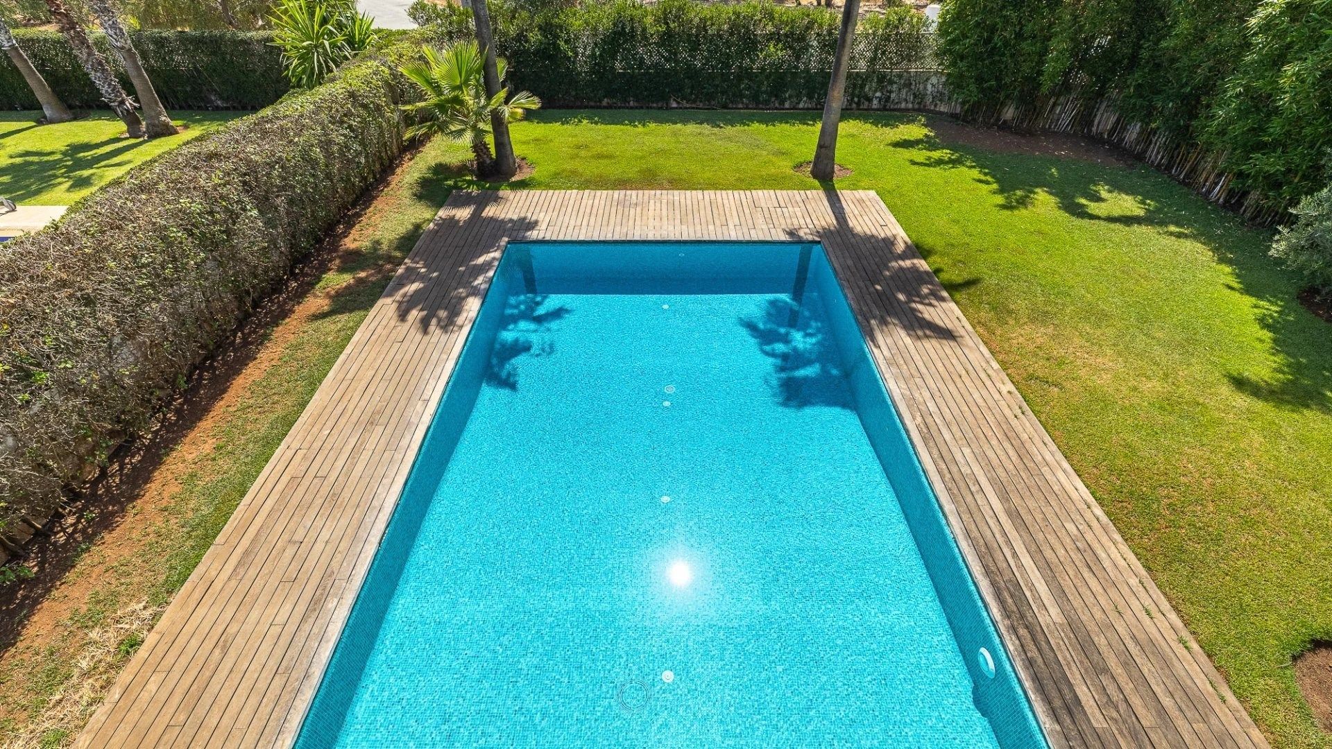 Louer Villa 8&nbsp;pièces 800&nbsp;m² Rabat