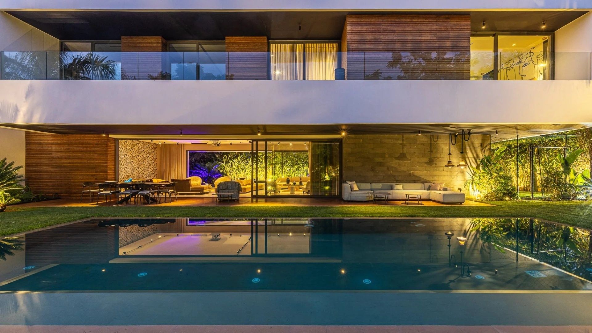 Louer Villa 7 pièces 750 m² Rabat