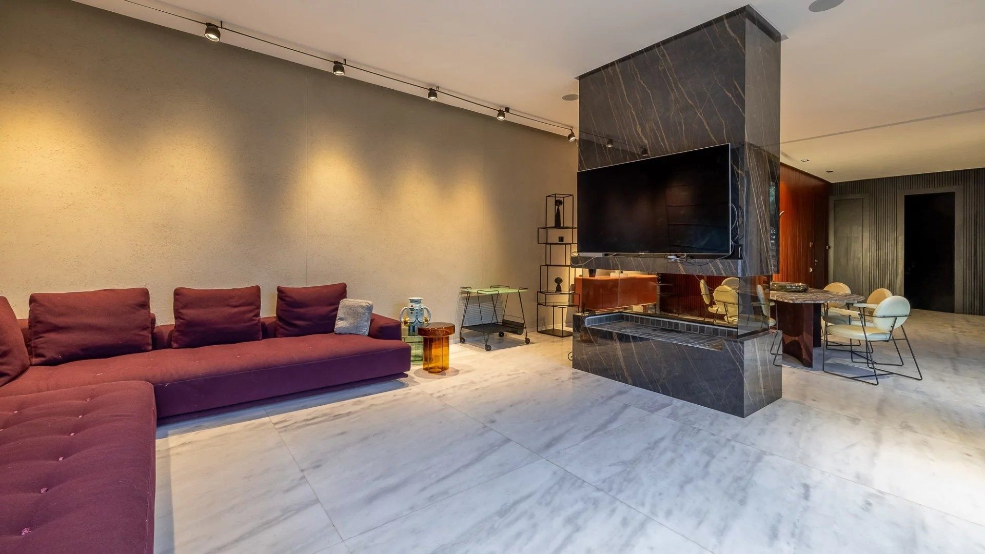 Louer Villa 7 pièces 750 m² Rabat