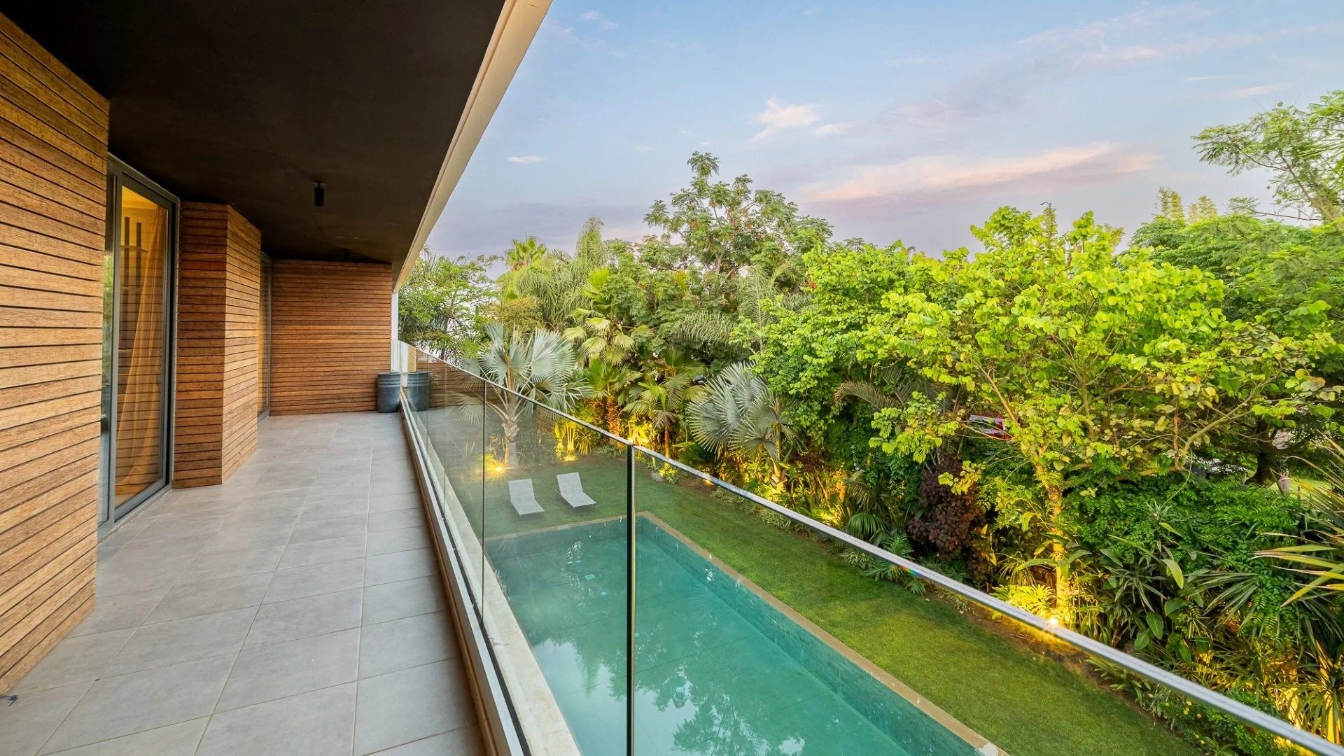 Louer Villa 7 pièces 750 m² Rabat