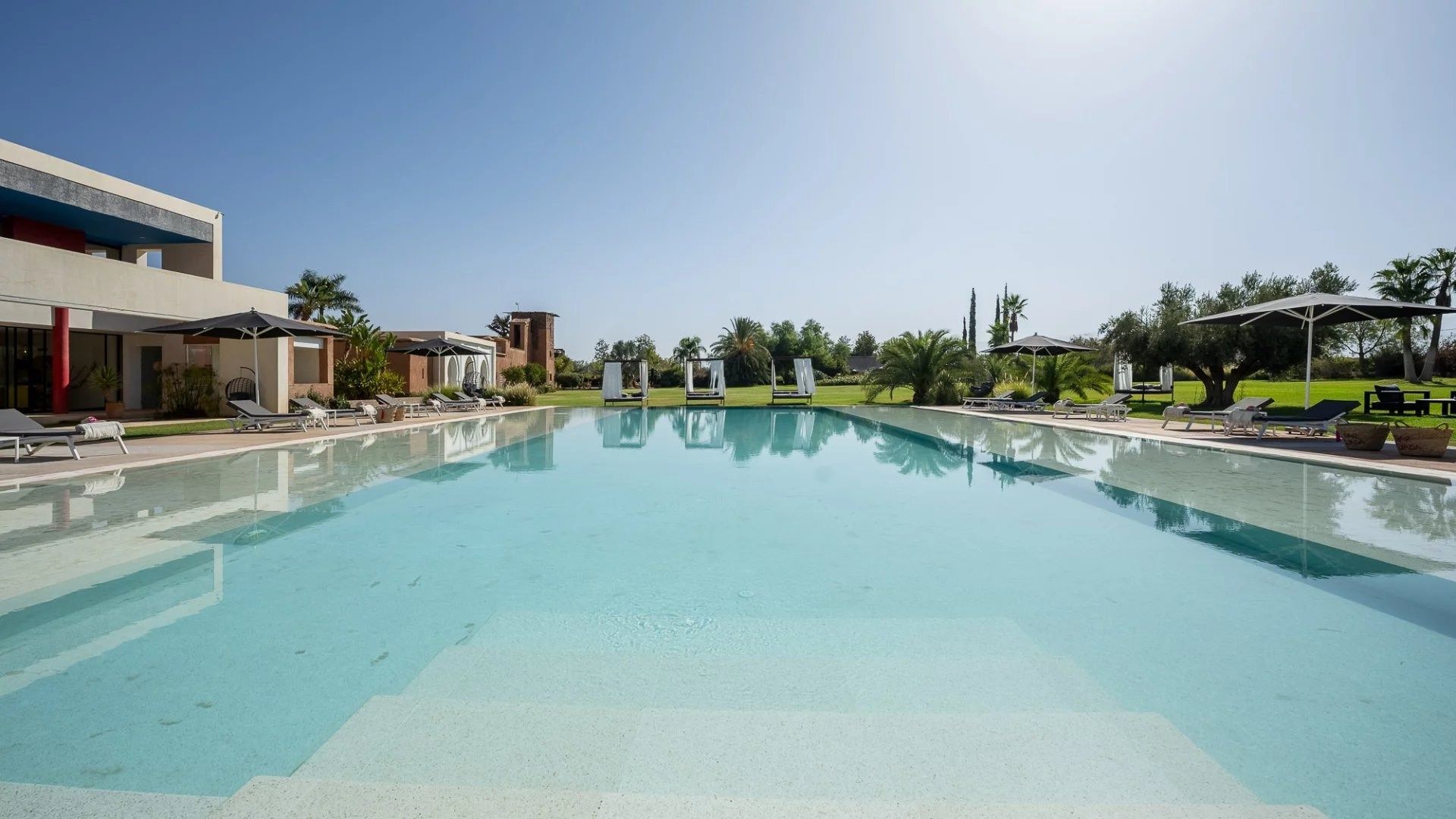 Buy Villa 29 rooms 2500 m² Marrakech