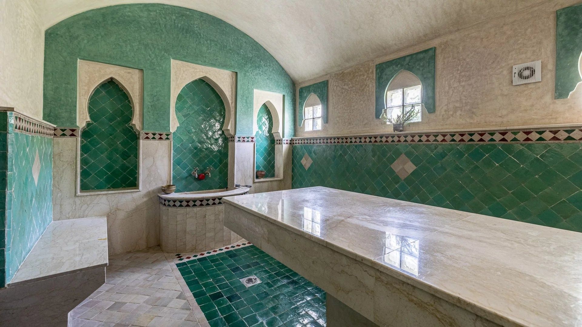 Buy Villa 24 rooms 1300 m² Marrakech