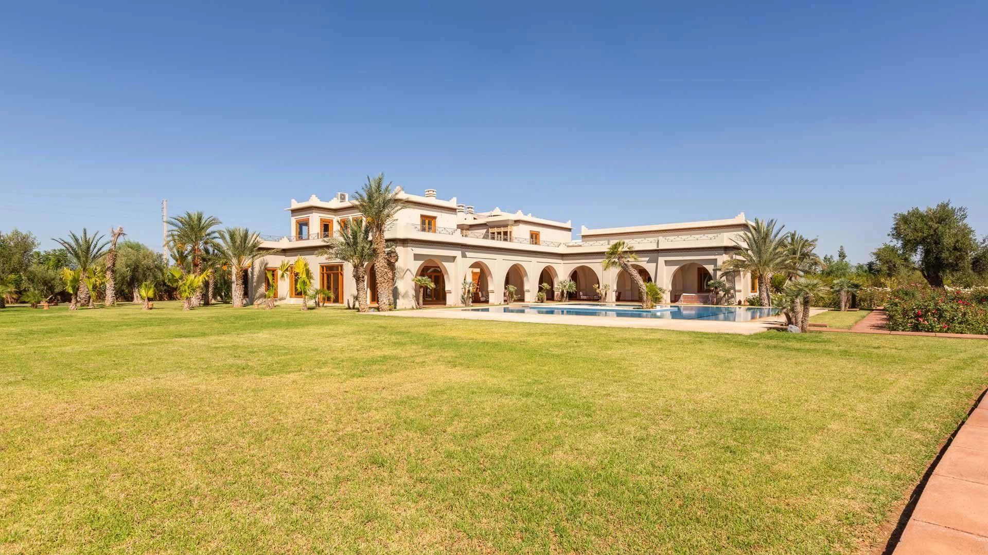 Buy Villa 15 rooms 1400 m² Marrakech