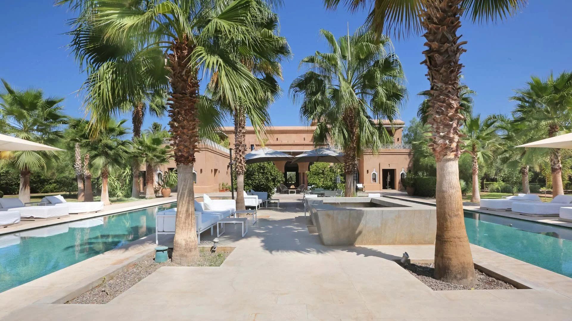 Buy Villa 10 rooms 800 m² Marrakech