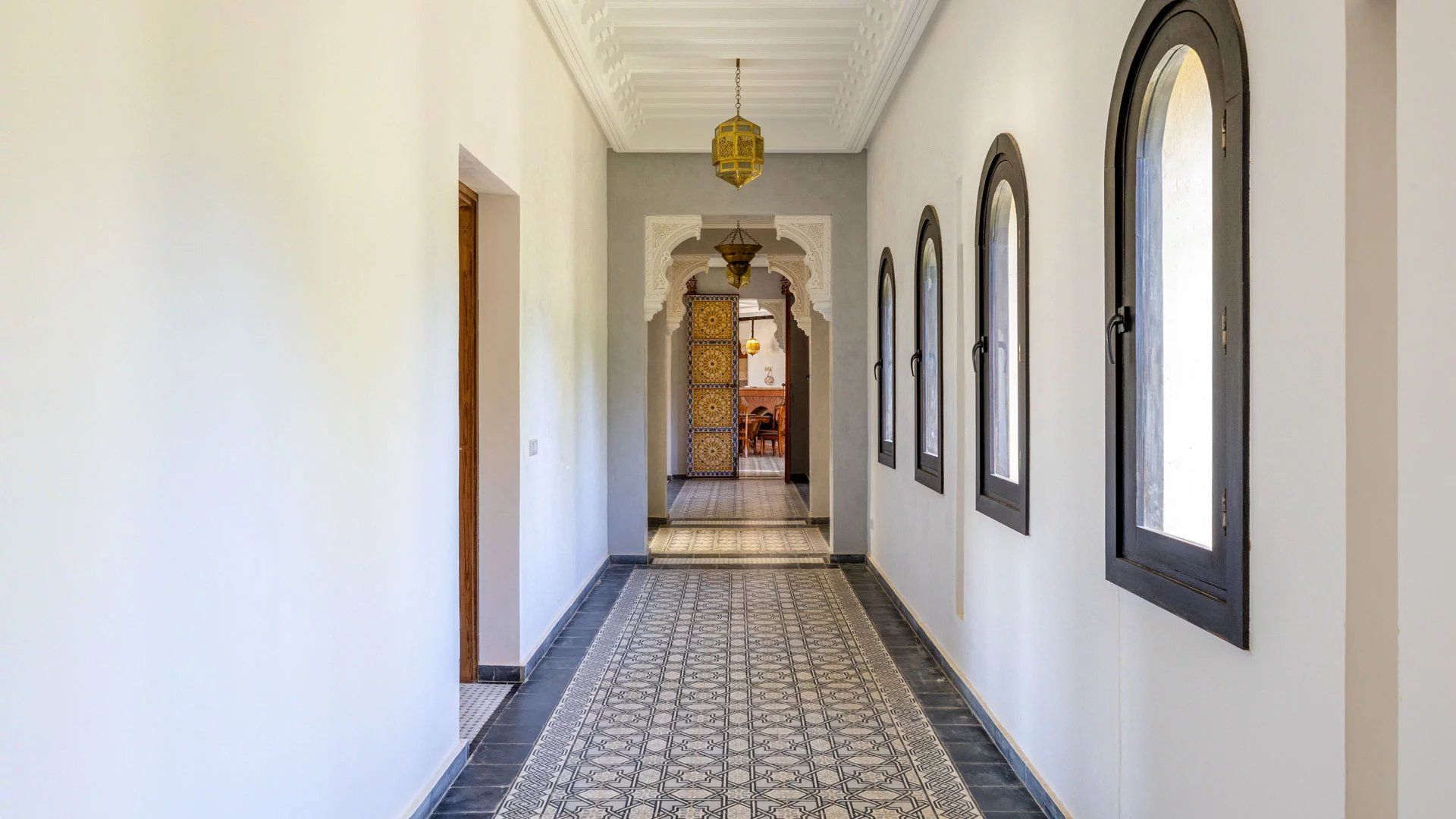 Buy Villa 15 rooms 1900 m² Marrakech