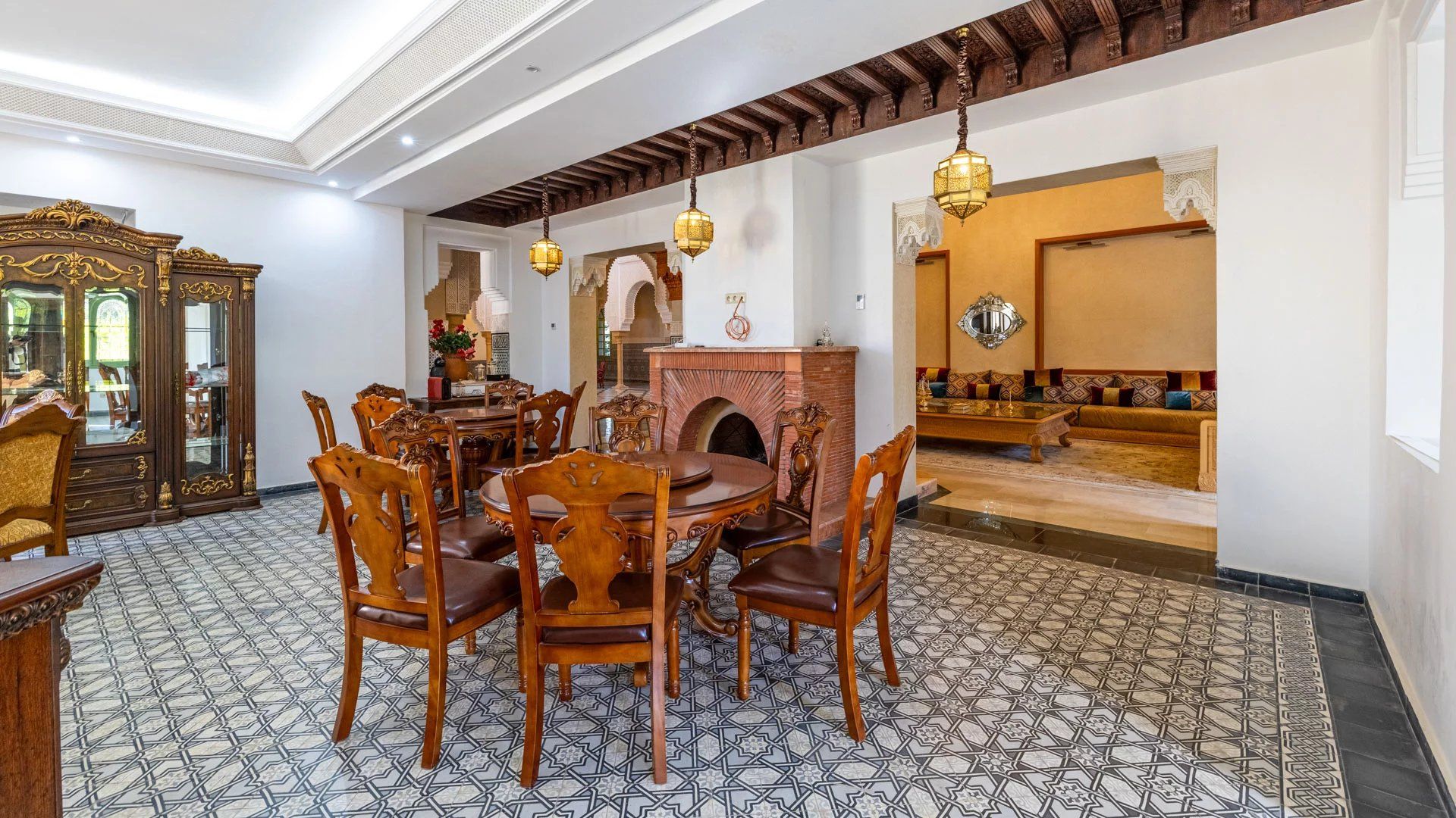 Buy Villa 15 rooms 1900 m² Marrakech