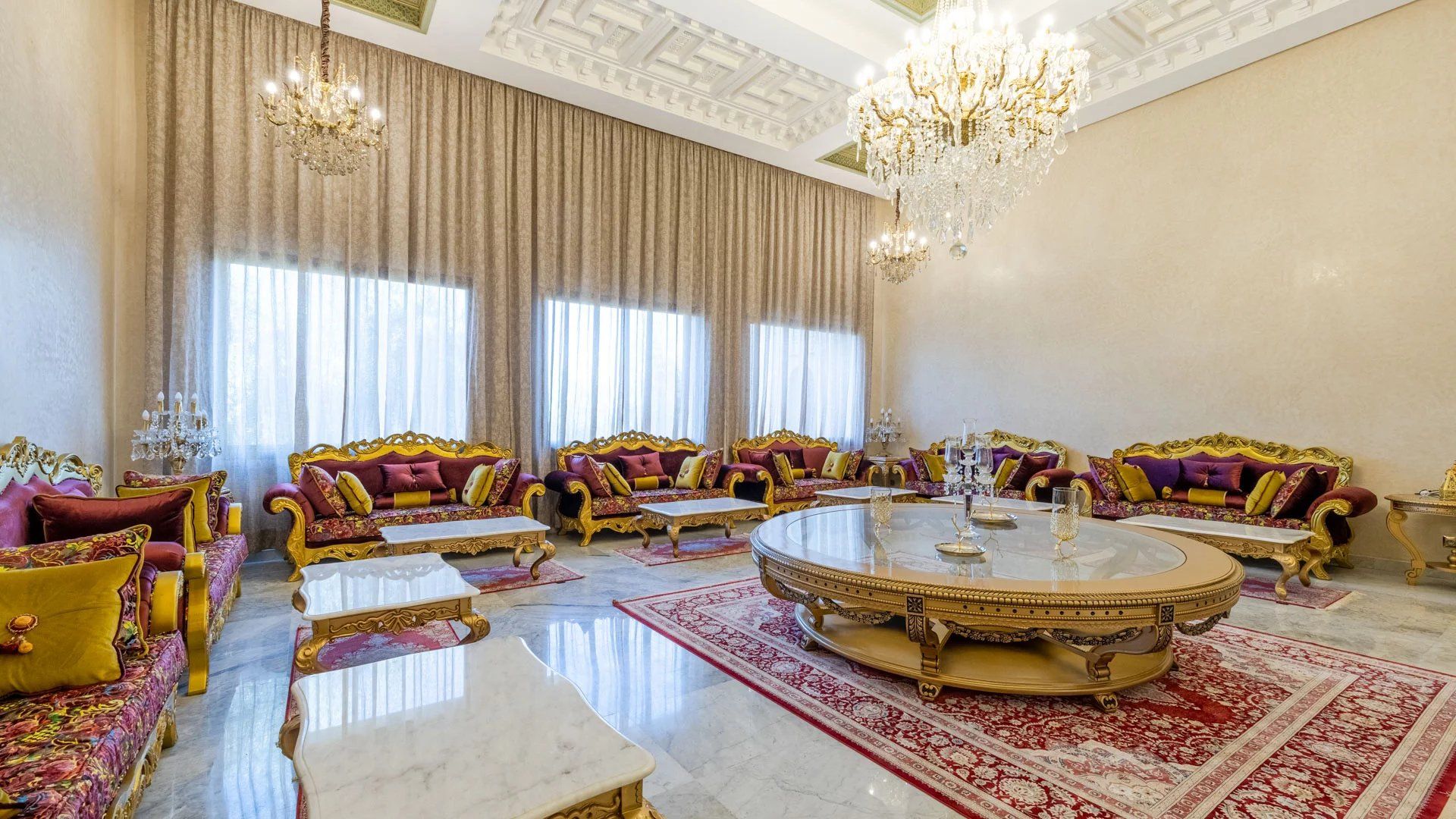 Buy Villa 15 rooms 1900 m² Marrakech