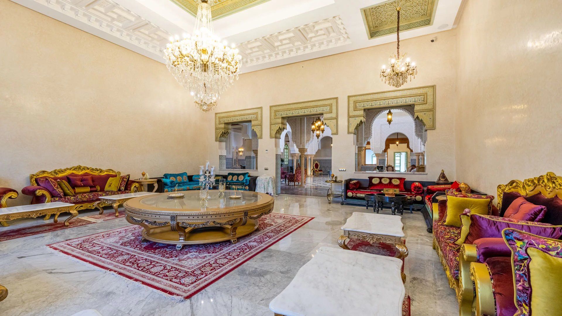 Buy Villa 15 rooms 1900 m² Marrakech