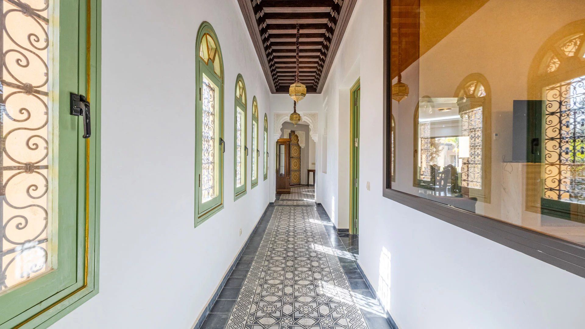 Buy Villa 15 rooms 1900 m² Marrakech