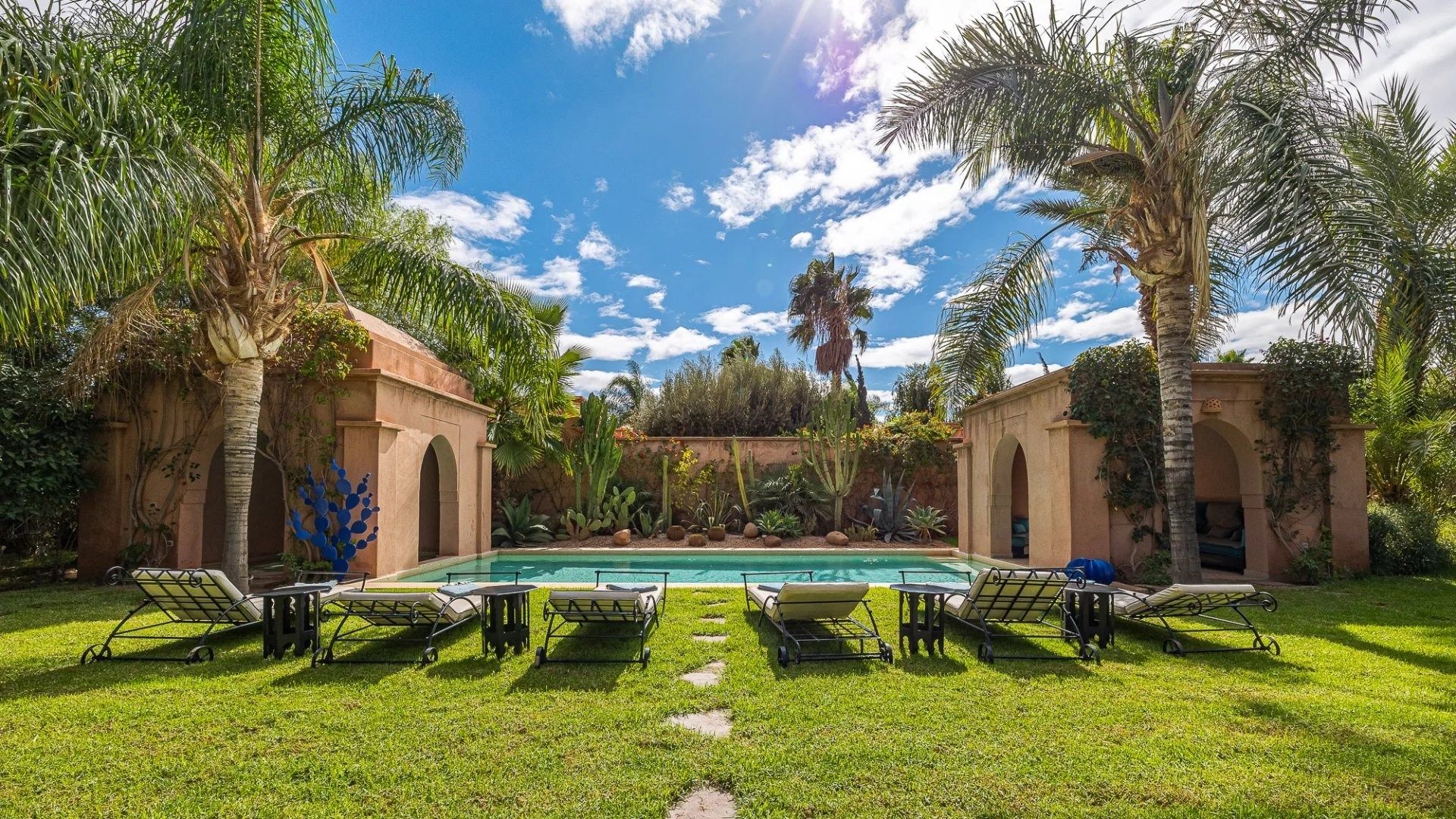Buy Villa 8&nbsp;rooms 300&nbsp;m² Marrakech