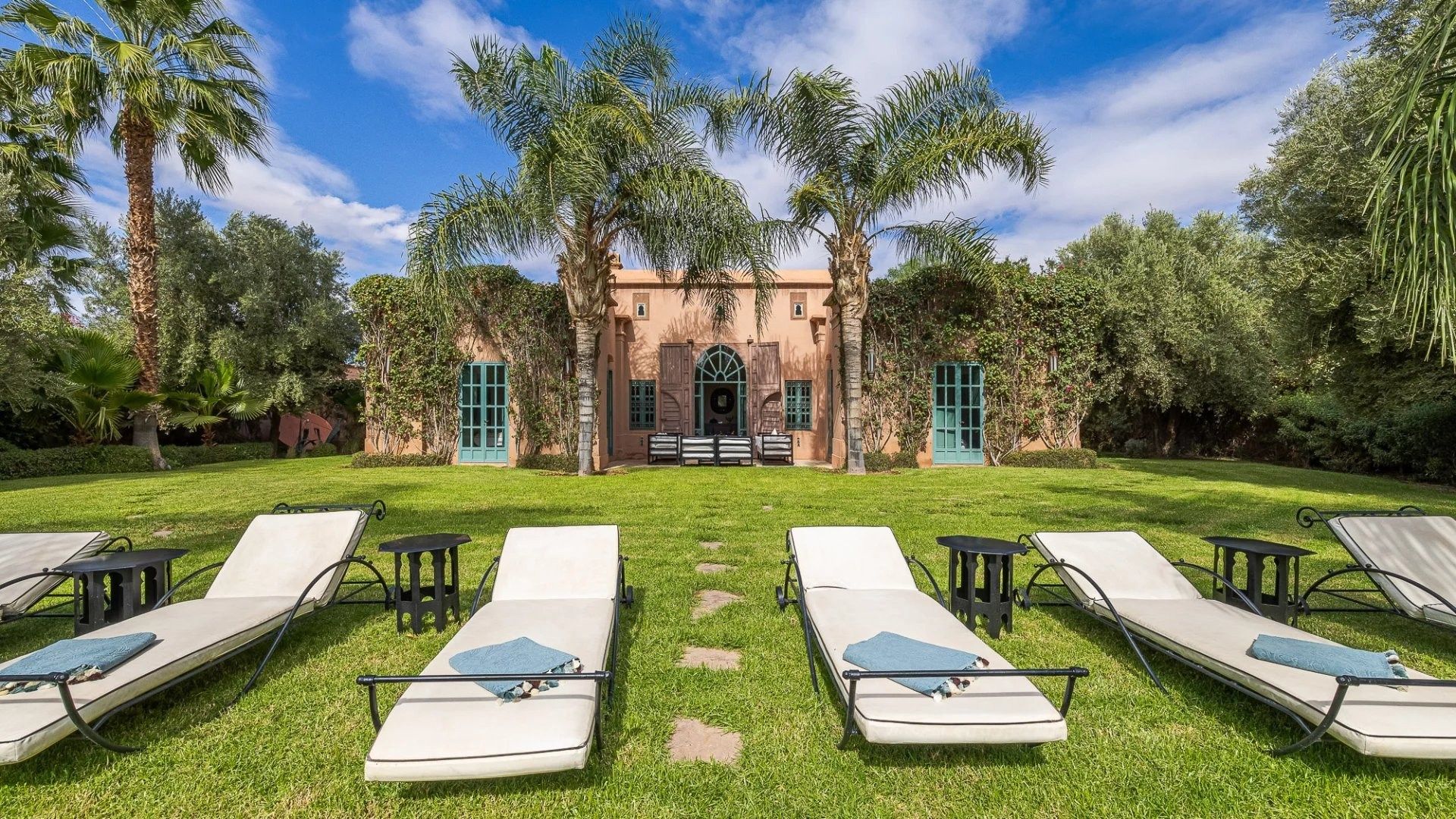 Buy Villa 8&nbsp;rooms 300&nbsp;m² Marrakech