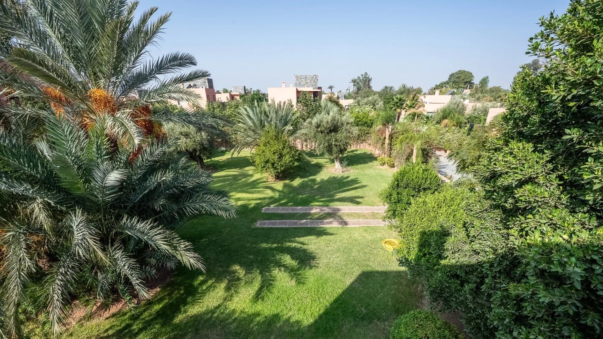 Rent Villa 7 rooms 400 m² Marrakech