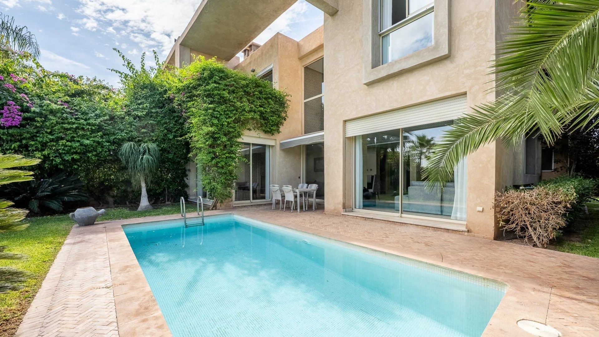 Louer Villa 6 pièces 250 m² Marrakech