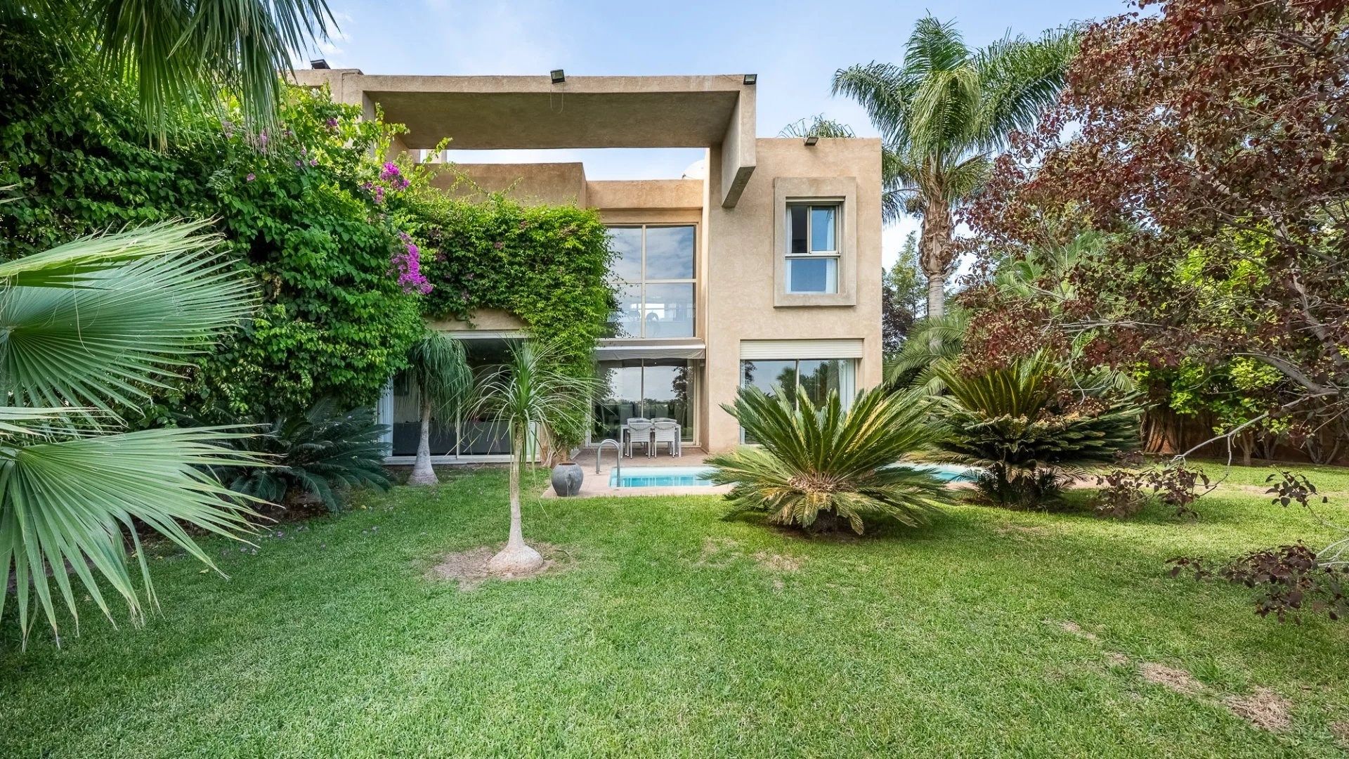 Louer Villa 6 pièces 250 m² Marrakech