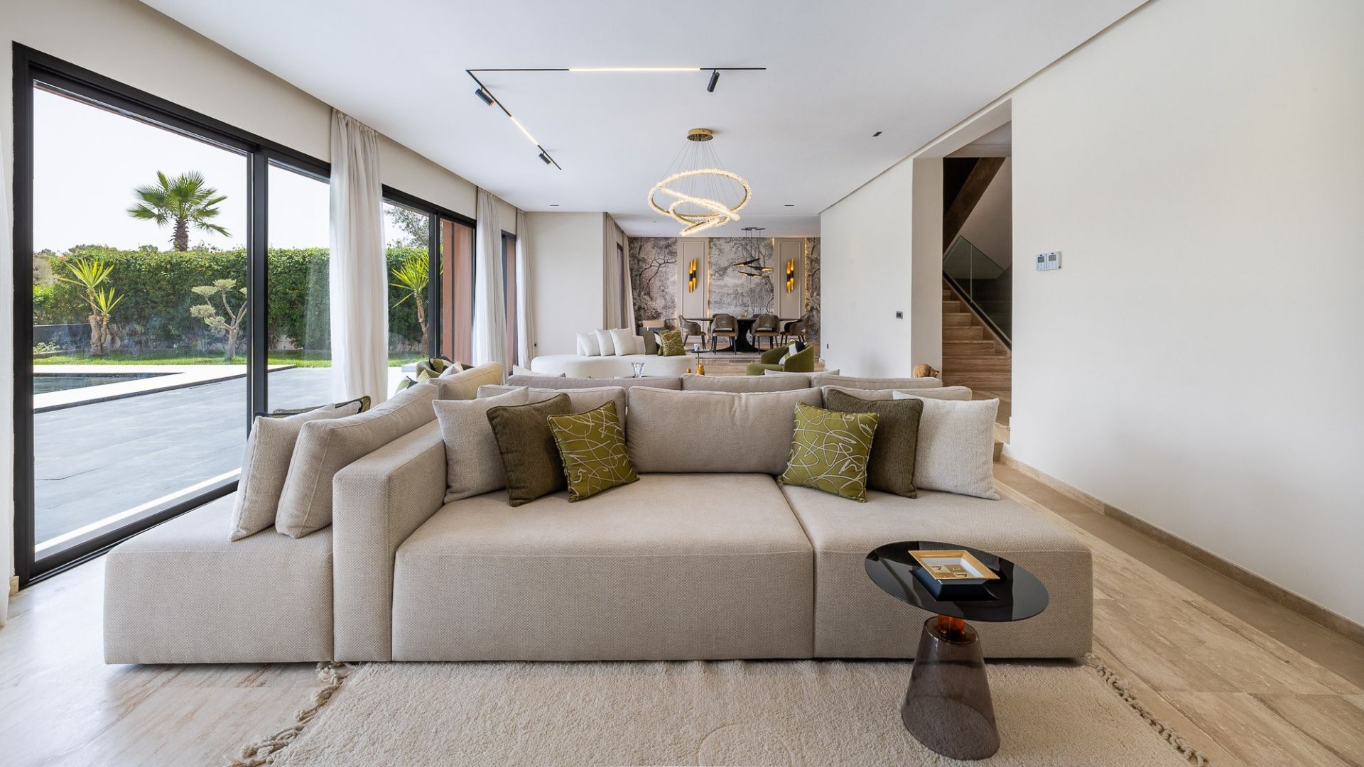 Rent Villa 8 rooms 380 m² Marrakech