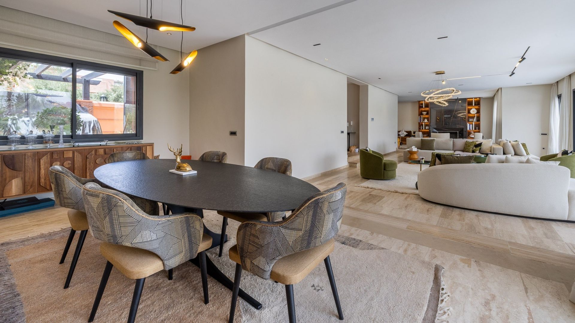 Louer Villa 8&nbsp;pièces 380&nbsp;m² Marrakech