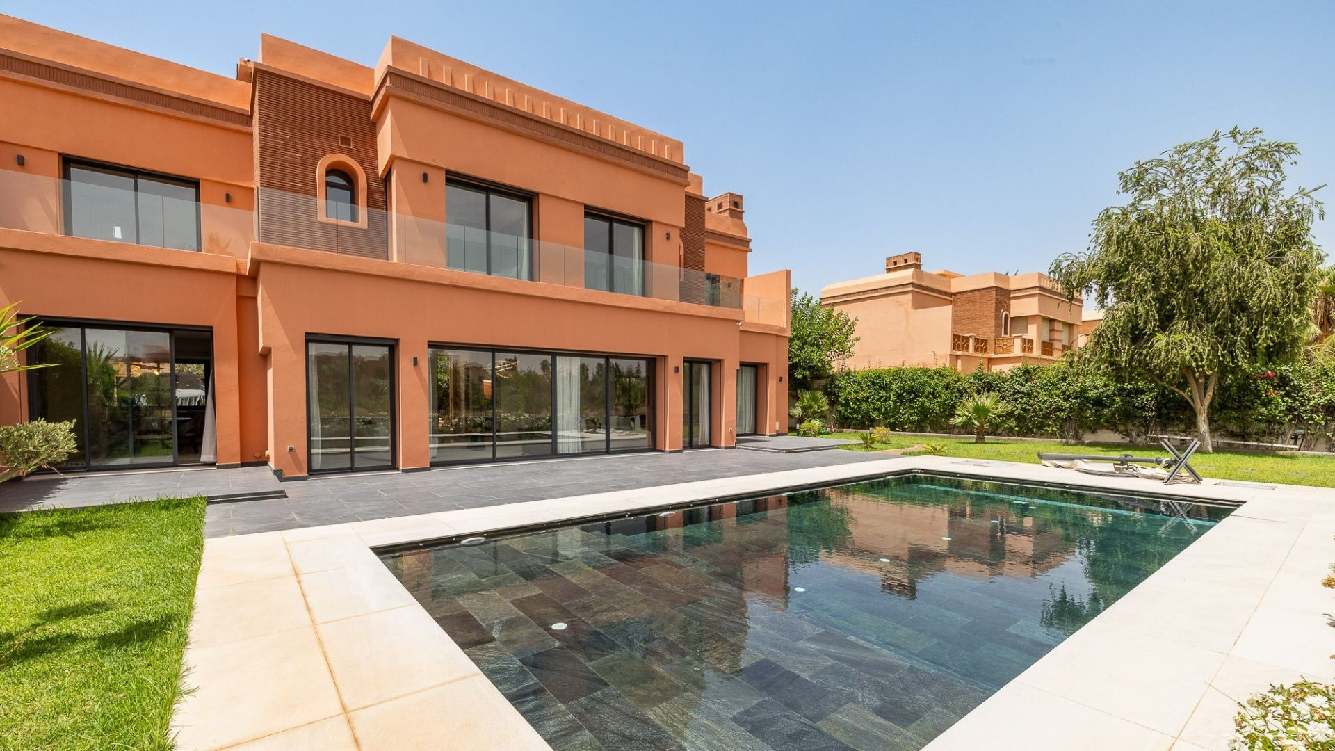 Louer Villa 8&nbsp;pièces 380&nbsp;m² Marrakech