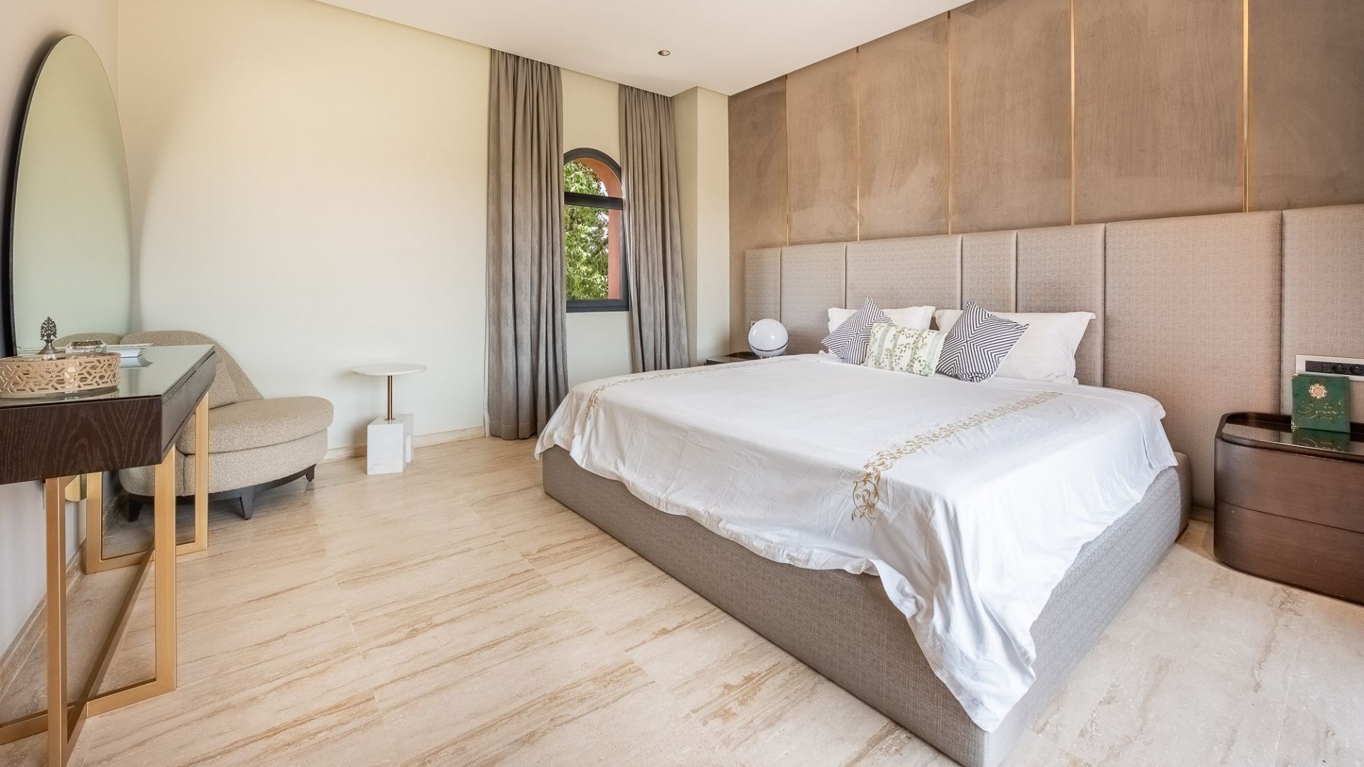 Louer Villa 8&nbsp;pièces 380&nbsp;m² Marrakech