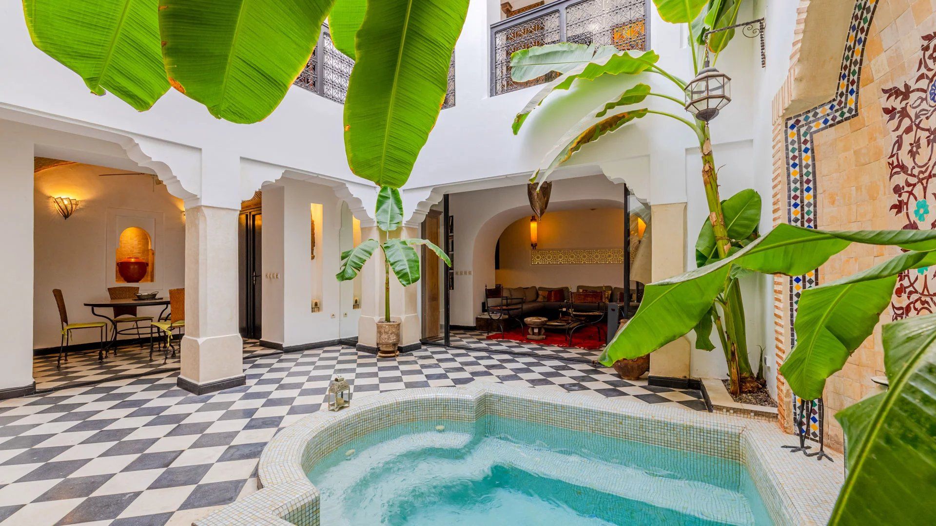 Buy Riad 8 rooms 350 m² Marrakech