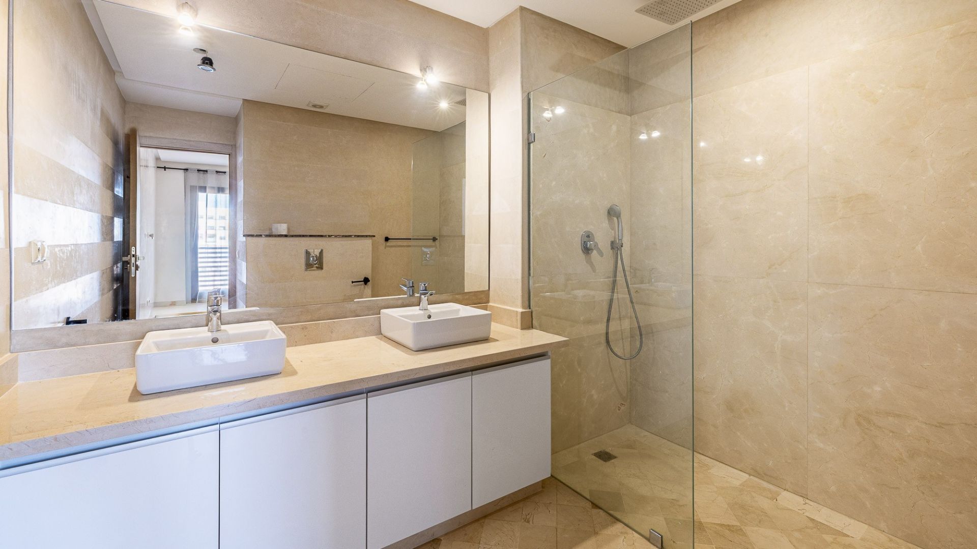 Buy Apartment 6 rooms 250 m² Marrakech