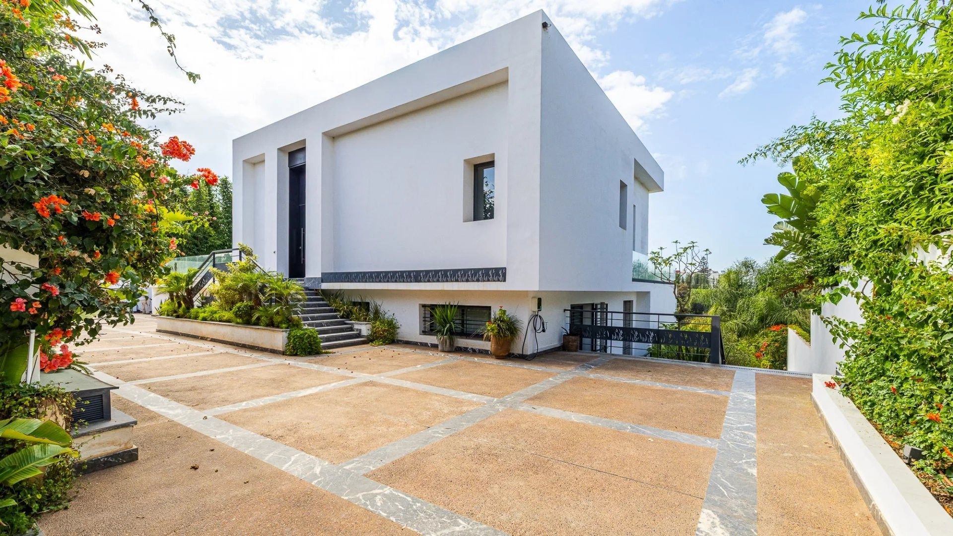 Buy Commercial local 1000 m² Rabat