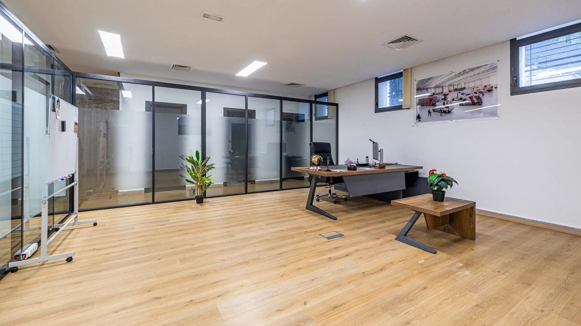 Buy Commercial local 1000 m² Rabat