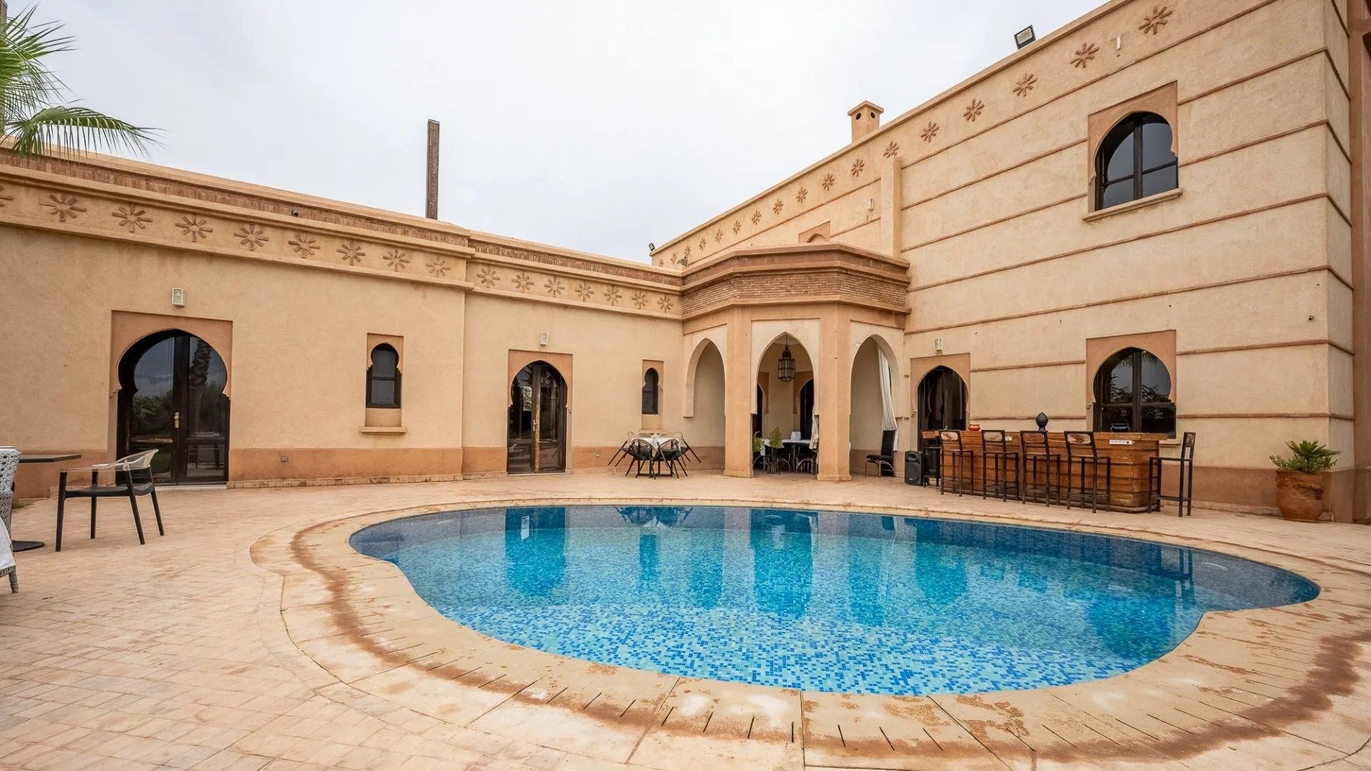 Buy Villa 12&nbsp;rooms 480&nbsp;m² Marrakech