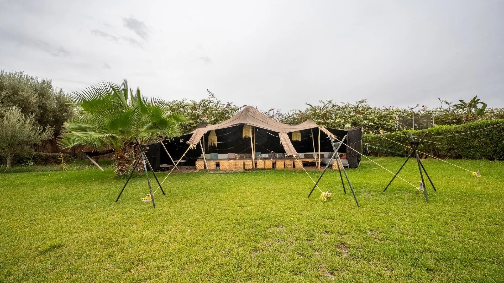 Buy Villa 12&nbsp;rooms 480&nbsp;m² Marrakech