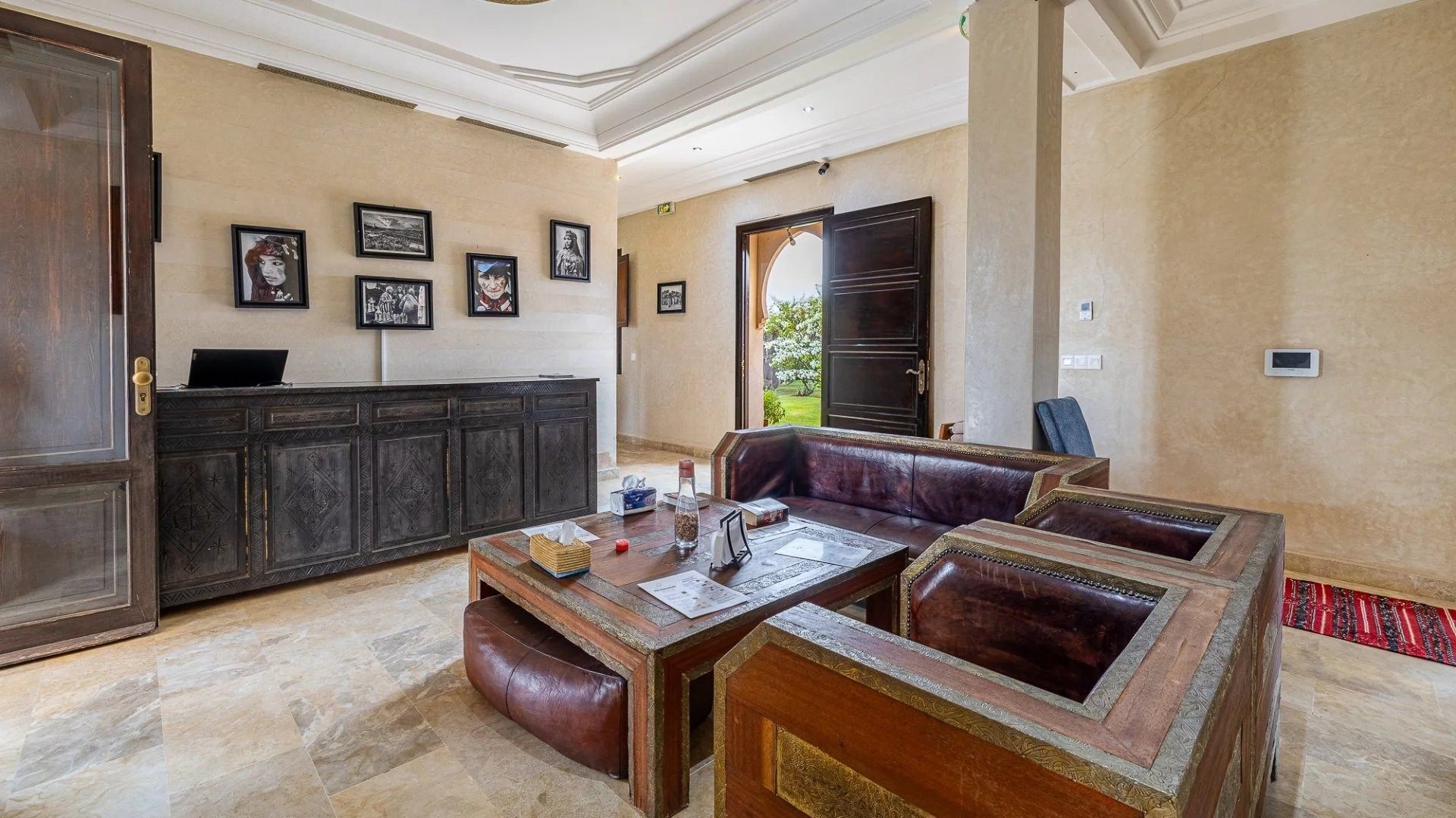 Buy Villa 12&nbsp;rooms 480&nbsp;m² Marrakech